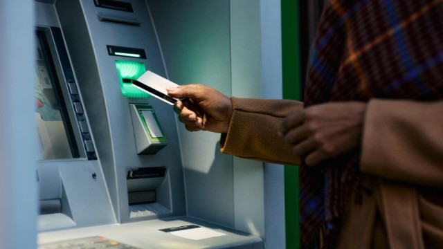 Video teller ATM with user